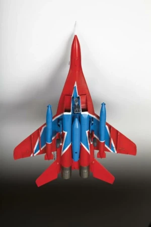 Сборная модель: Самолет МиГ-29 Стрижи, З-7310