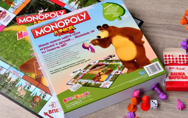 Настольная игра: Монополия Юниор "Маша и Медведь" MAG027854