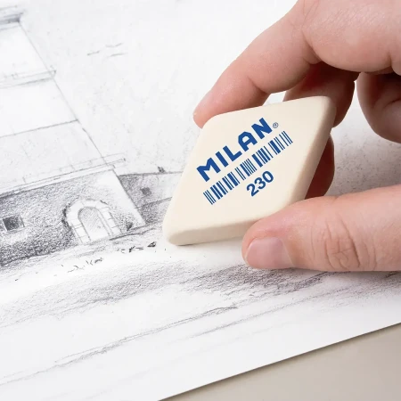 Ластик синтетический ромбовидный MILAN 230 , белый, 1 шт ML-CMM230
