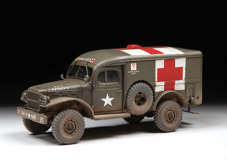 Сборная модель: Американский армейский медицинский автомобиль Dodge WC-54, З-3711