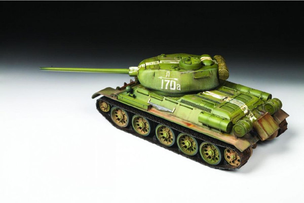 Сборная модель: Советский средний танк Т-34/85 (обр. 1944), подарочный набор, З-3687ПН