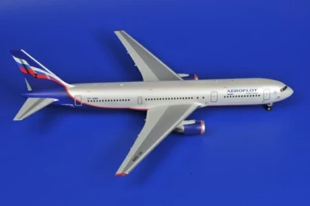 Сборная модель: Самолет "Боинг 767", З-7005