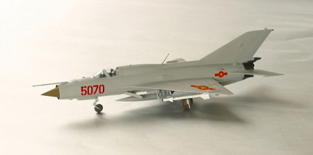 Сборная модель: Самолет МиГ-21ПФМ, З-7202