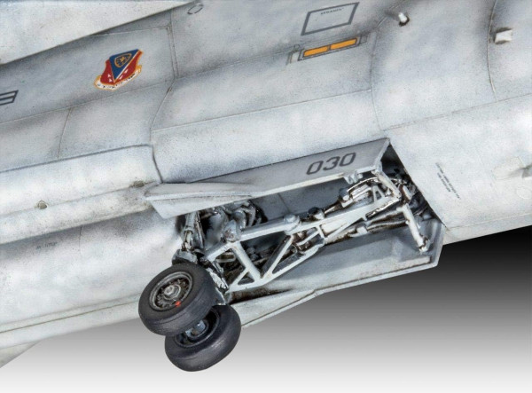 Сборная модель: REVELL Самолёт радиоэлектронной борьбы EF-111A Raven 1:72, подарочный набор UT-64974