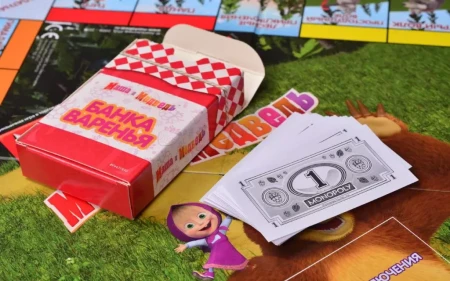 Настольная игра: Монополия Юниор "Маша и Медведь" MAG027854