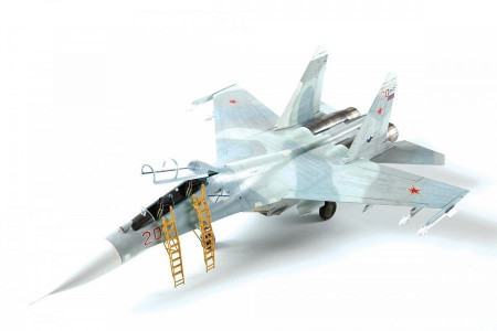 Сборная модель: Российский учебно-боевой самолет "Су-27УБ", З-7294