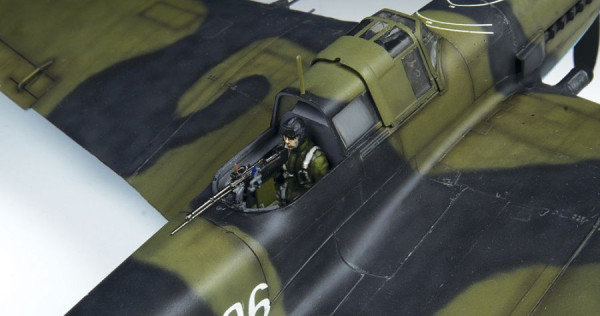 Сборная модель: Советский двухместный штурмовик Ил-2 (обр. 1943) 1/48 З-4826