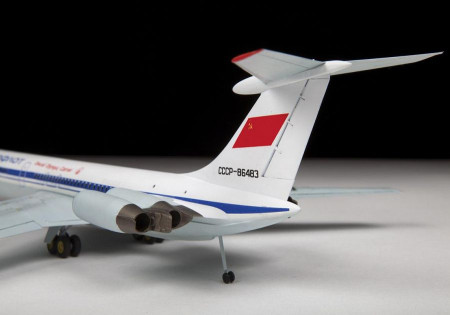Сборная модель: Самолет "Ил-62М", З-7013