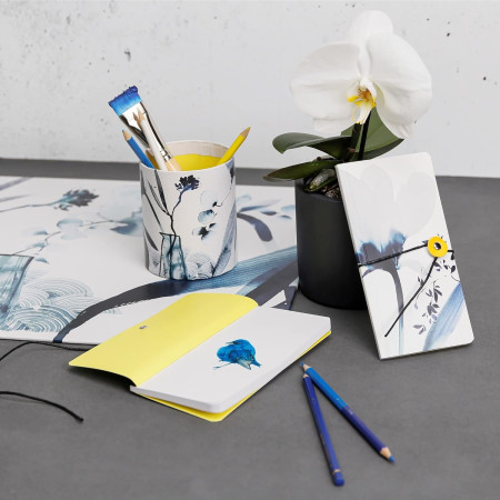 Блокнот CLAIREFONTAINE Inkebana 9 x 18 см 90 г/м2 40 л, без линовки, на завязке, ассорти RH-115932C