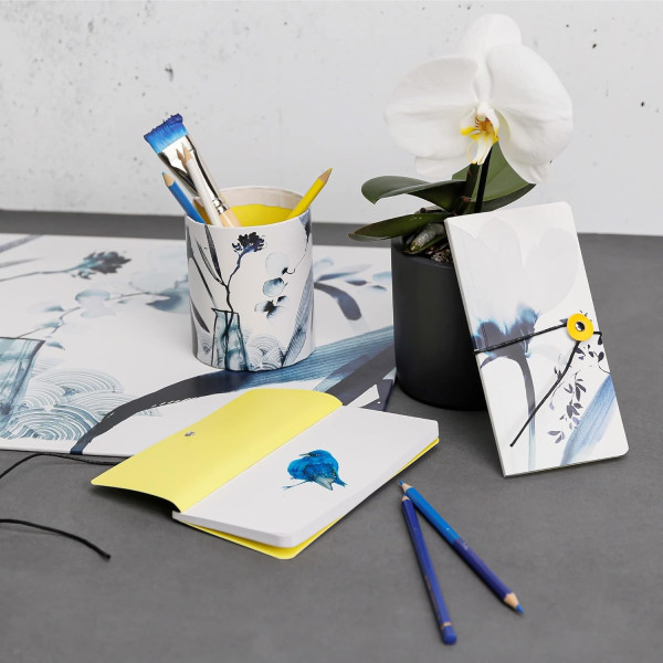 Блокнот CLAIREFONTAINE Inkebana 9 x 18 см 90 г/м2 40 л, без линовки, на завязке, ассорти RH-115932C