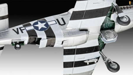 Сборная модель: REVELL Combat Set Турбореактивный истребитель Me262 и истребитель дальнего радиуса действия P-51B 1:72, подарочный набор UT-63711