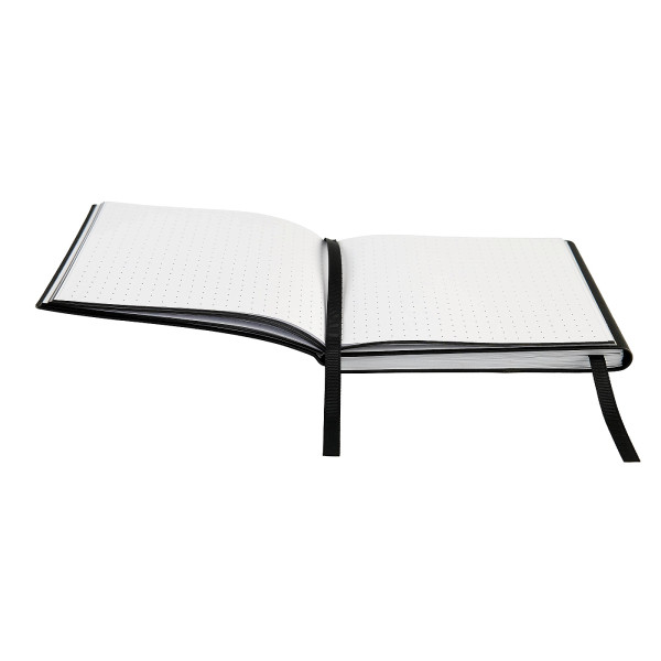Скетчбук SKETCHMARKER Black&White два в одном, мягкая обложка черная 140 г/м2, 12 х 12 см, 40 л бумага белая, 70 г/м2 60 л бумага в точку MP24143002SM
